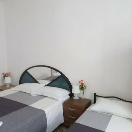 Sweet Apartment Rom